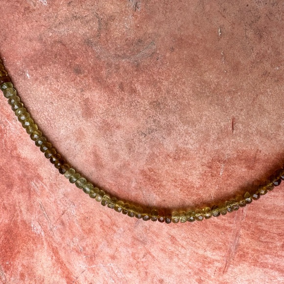 Handmade gradient gemstone green grossular garnet necklace - Picture 9 of 16